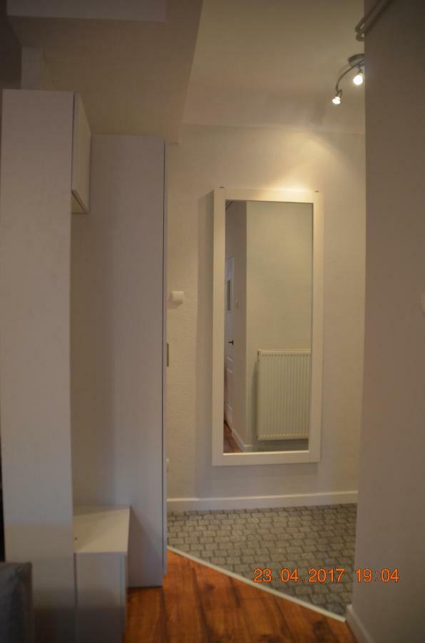 Studio Apartment,851161160:JPEG